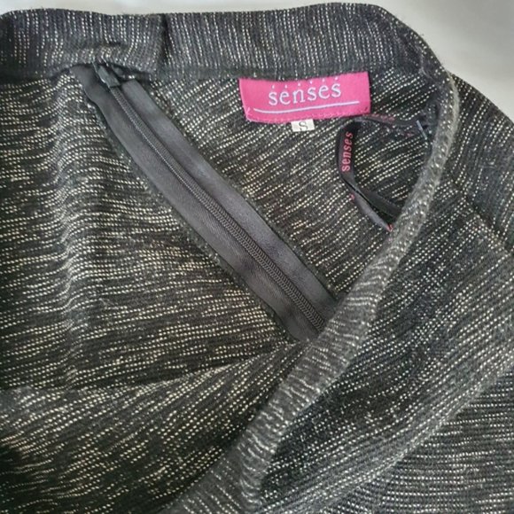 Senses Hankerchief Skirt - Picture 4 of 11